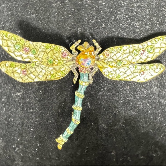 Jay Strongwater-Priced-to-Sell-1 gecko-1 bird of paradise-1 dragonfly - Picture 10 of 15